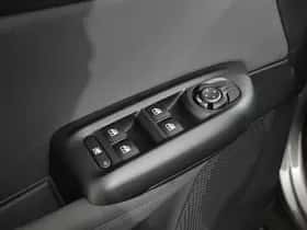 Alfa Romeo Tonale (2024) thumbnail 16