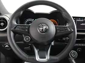 Alfa Romeo Tonale (2024) thumbnail 19