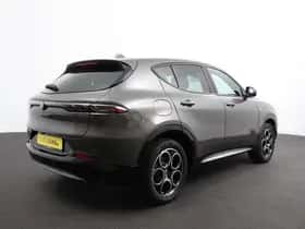 Alfa Romeo Tonale (2024) thumbnail 4