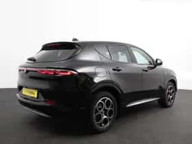 Alfa Romeo Tonale (2024) thumbnail 4