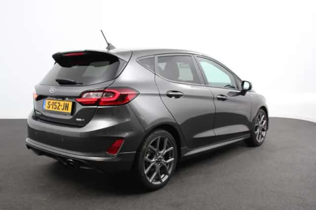 Ford Fiesta (2022) thumbnail 4