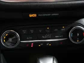 Ford Fiesta (2022) thumbnail 32