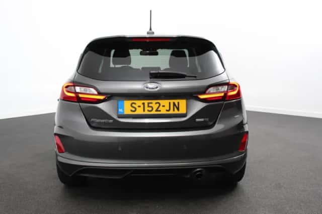 Ford Fiesta (2022) thumbnail 5
