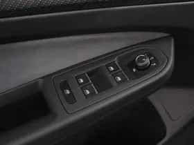 Volkswagen Golf (2024) thumbnail 13