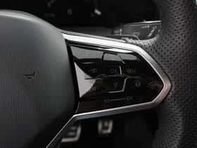 Volkswagen Golf (2024) thumbnail 18