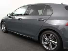 Volkswagen Golf (2024) thumbnail 31