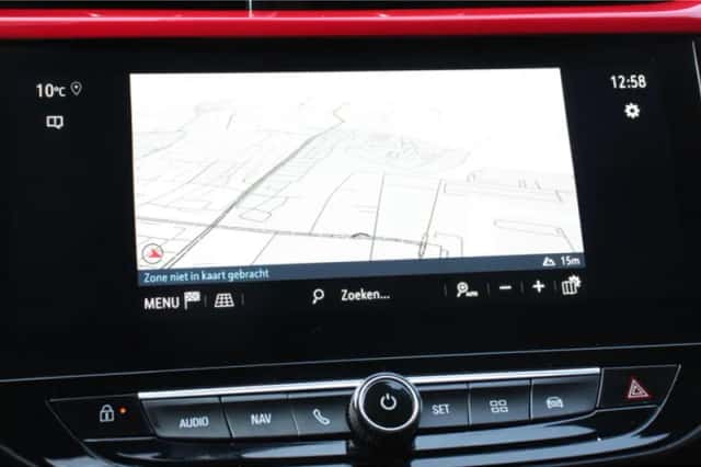 Opel Corsa (2023) thumbnail 3