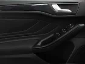Ford Focus (2023) thumbnail 10