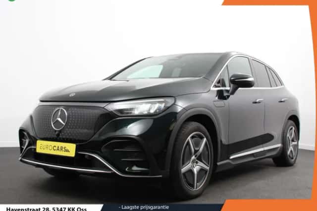 Mercedes-Benz EQE (2024) thumbnail 1