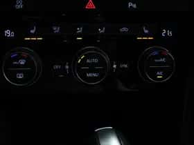 Volkswagen T-Roc (2020) thumbnail 20