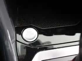 Volkswagen T-Roc (2020) thumbnail 25