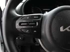 Kia Picanto (2023) thumbnail 14