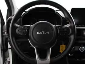 Kia Picanto (2023) thumbnail 15