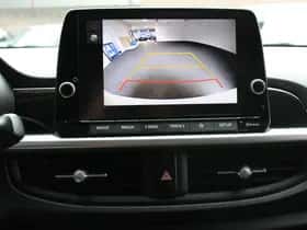 Kia Picanto (2023) thumbnail 3