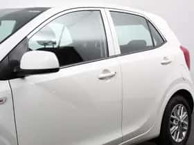 Kia Picanto (2023) thumbnail 23