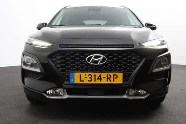Hyundai Kona (2020) thumbnail 4