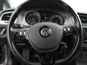 Volkswagen Golf (2015) thumbnail 24