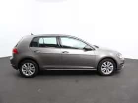 Volkswagen Golf (2015) thumbnail 8