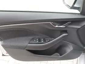 Škoda Kamiq (2021) thumbnail 13