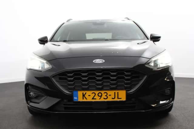 Ford Focus (2020) thumbnail 4