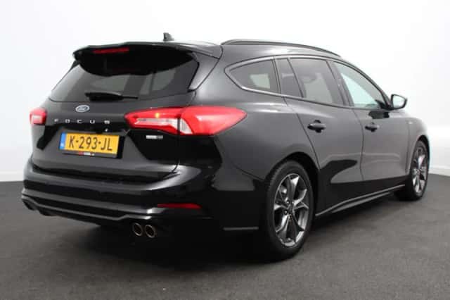 Ford Focus (2020) thumbnail 6