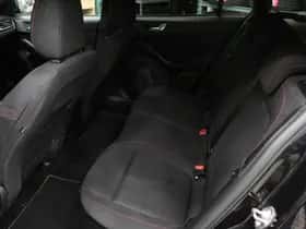 Ford Focus (2020) thumbnail 8