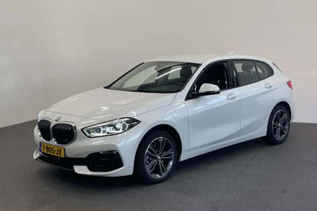 BMW 1-Serie (2023) thumbnail 2