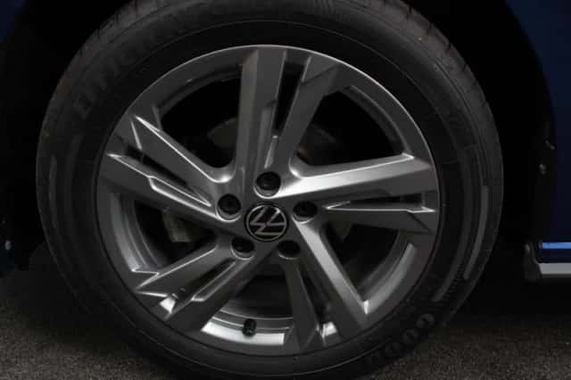 Volkswagen Polo (2024) thumbnail 2