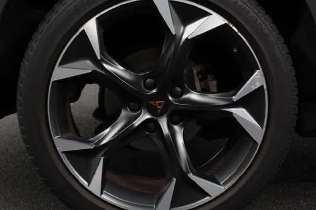 CUPRA Formentor (2024) thumbnail 4