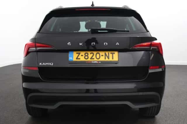 Škoda Kamiq (2023) thumbnail 6