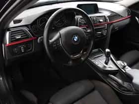 BMW 3-Serie (2018) thumbnail 2