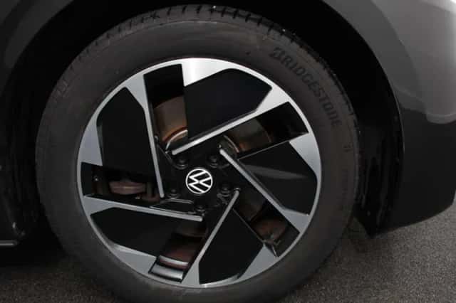 Volkswagen ID.3 (2022) thumbnail 3