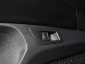 Volkswagen T-Roc (2023) thumbnail 21