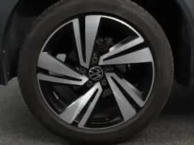 Volkswagen T-Roc (2023) thumbnail 28