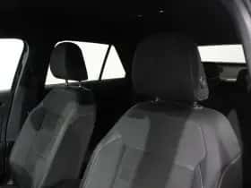 Volkswagen T-Roc (2023) thumbnail 31