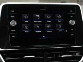 Volkswagen T-Roc (2023) thumbnail 37