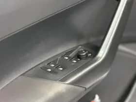Volkswagen Polo (2023) thumbnail 11