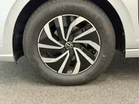 Volkswagen Polo (2023) thumbnail 32