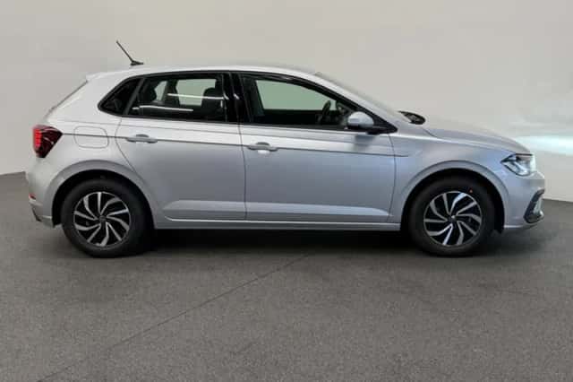 Volkswagen Polo (2023) thumbnail 6