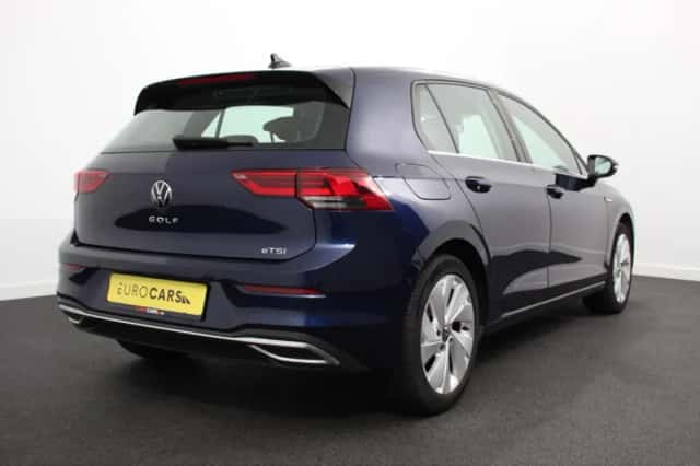 Volkswagen Golf (2021) thumbnail 6