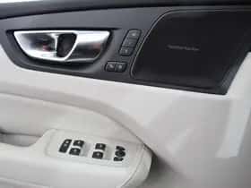 Volvo XC60 (2025) thumbnail 22