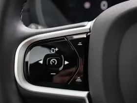 Volvo XC90 (2025) thumbnail 15