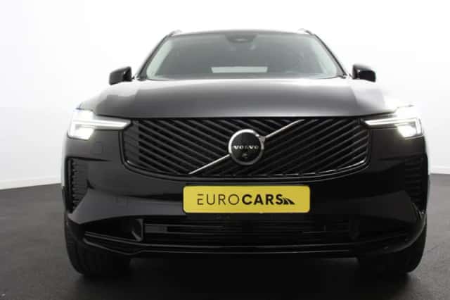 Volvo XC90 (2025) thumbnail 4