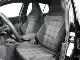 Volkswagen Golf (2021) thumbnail 12