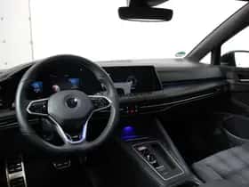 Volkswagen Golf (2021) thumbnail 3
