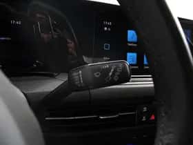 Volkswagen Golf (2021) thumbnail 21