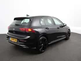 Volkswagen Golf (2021) thumbnail 4
