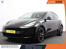 Tesla Model Y (2023)