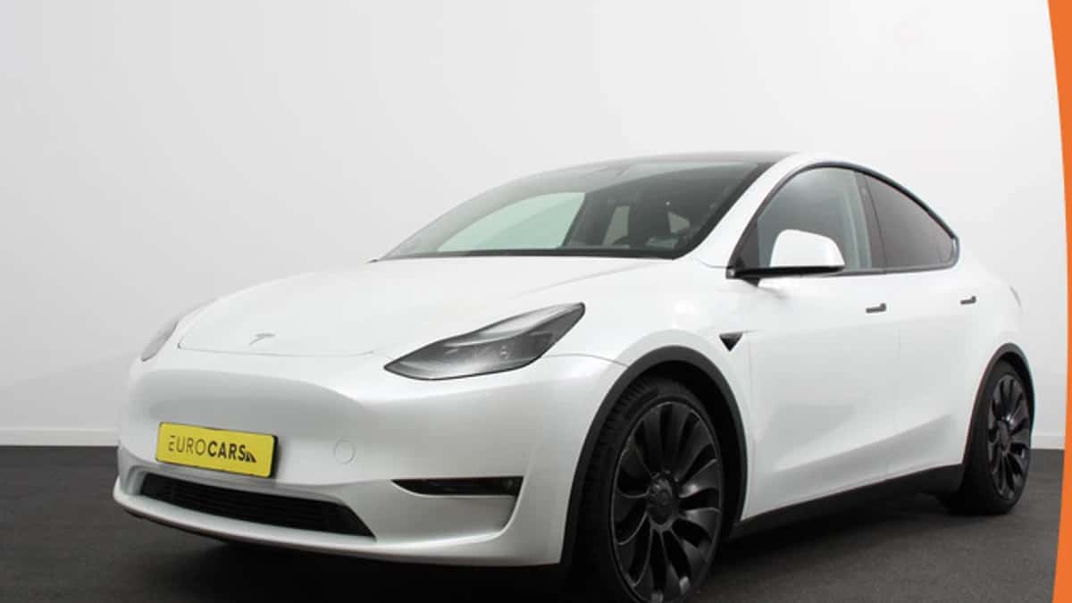 Tesla Model Y (2023) — foto 1