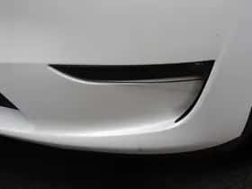 Tesla Model Y (2023) thumbnail 22